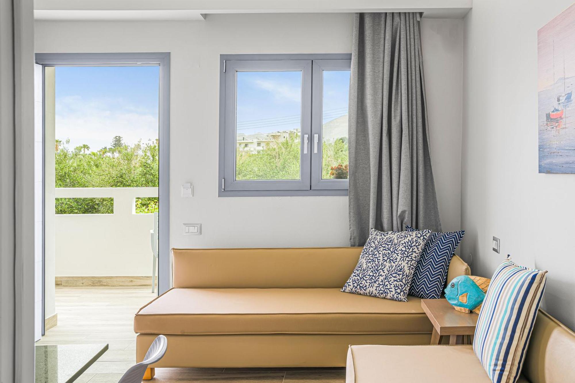 Sergiani Garden Hotel Apartments Stalida Exteriér fotografie
