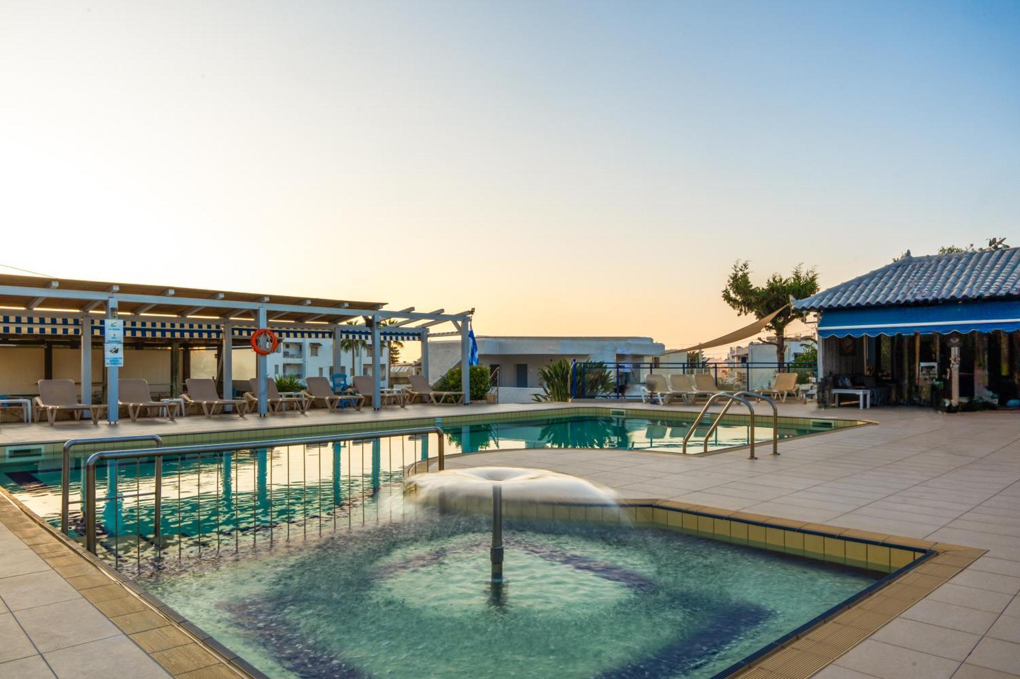 Sergiani Garden Hotel Apartments Stalida Exteriér fotografie